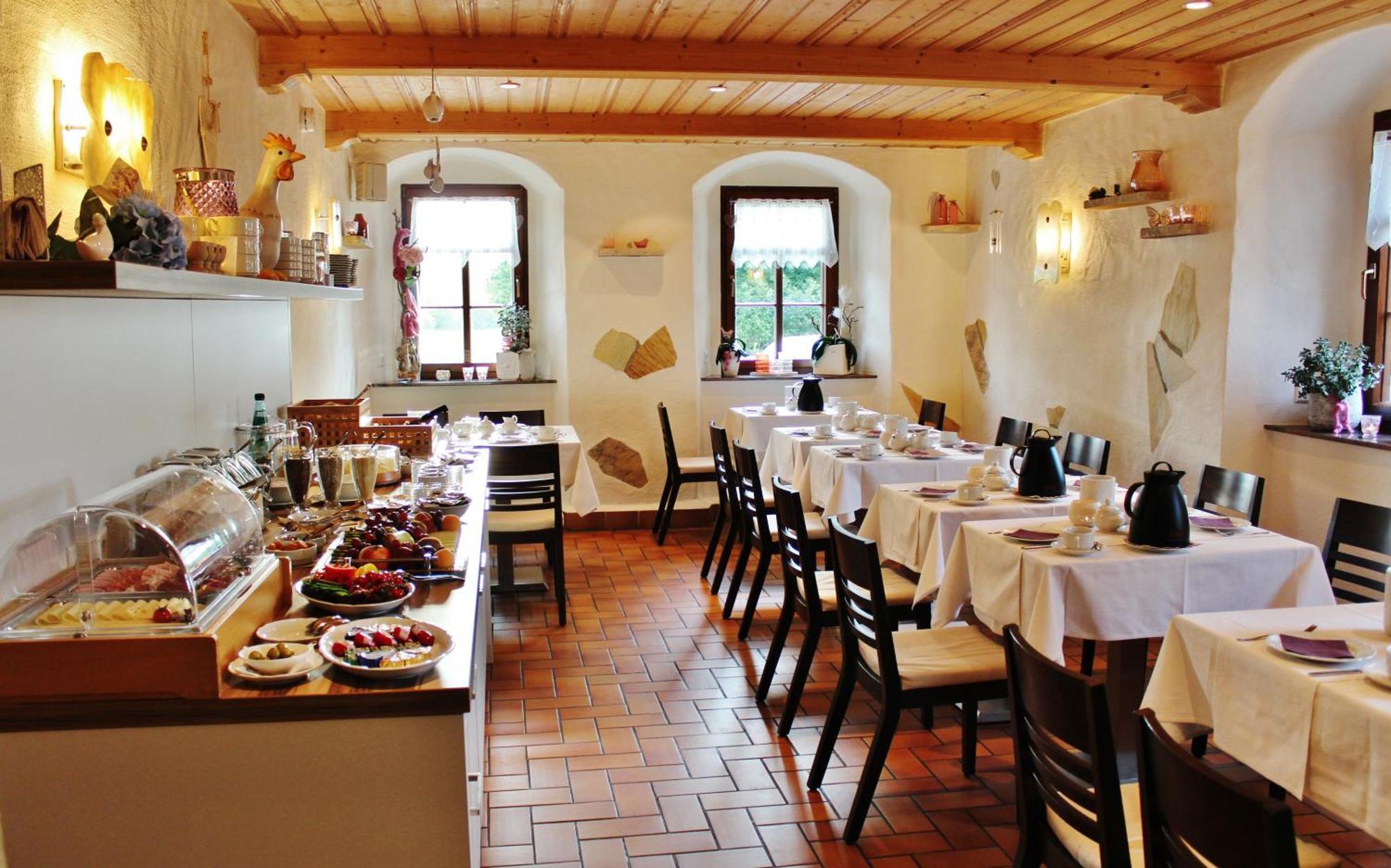 Hotel Folklorehof Chemnitz Ngoại thất bức ảnh
